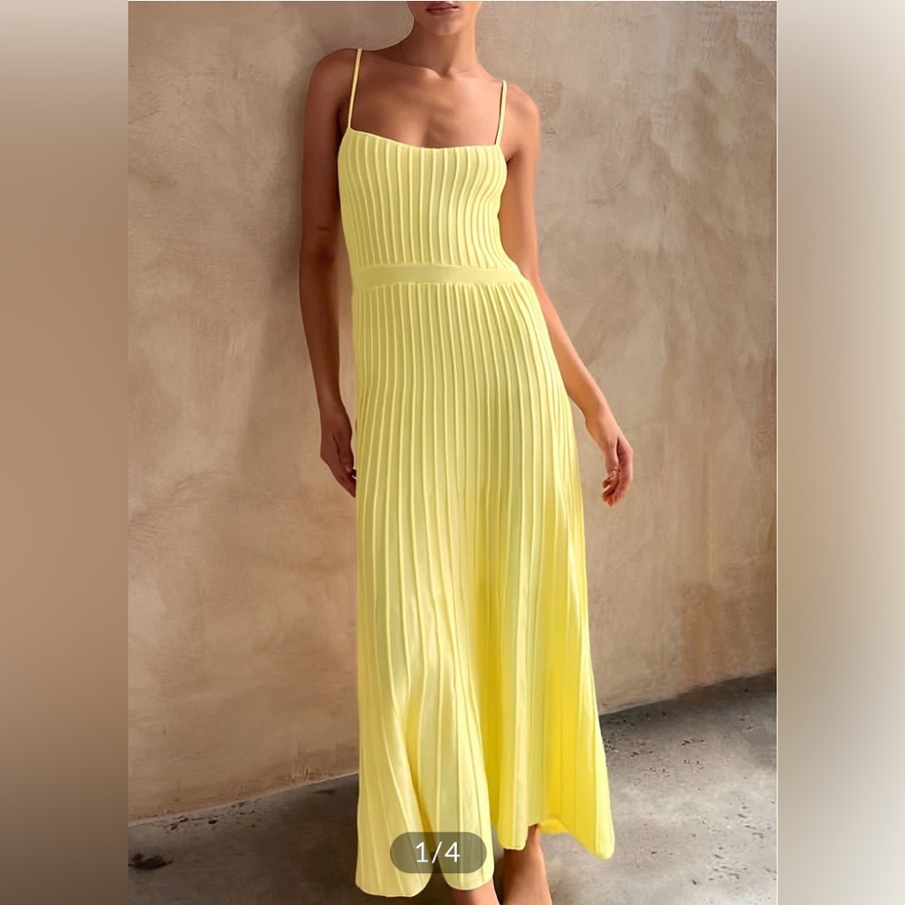 Commense Yellow Pleated Midi Sundress